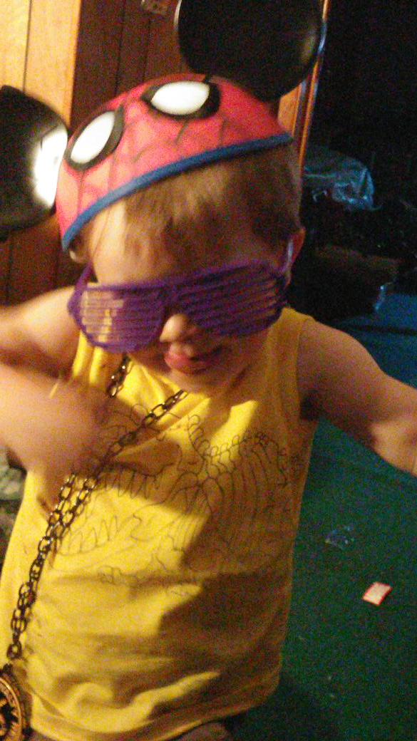 HewNado's tweet photo. #ChubBPeterson #ThugLife http://t.co/9WwQlMxL2J
