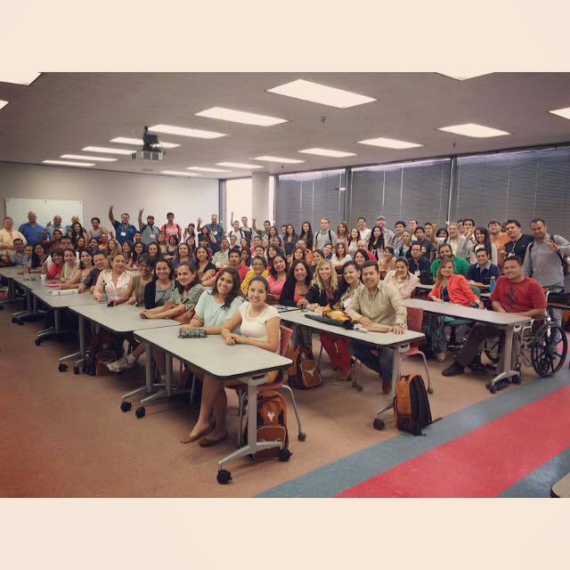 UTexasGlobal's tweet photo. We are excited to host our first group of students from Mexico as part of the Proyecta 100K program #Proyecta100K http://t.co/qK4z0645um