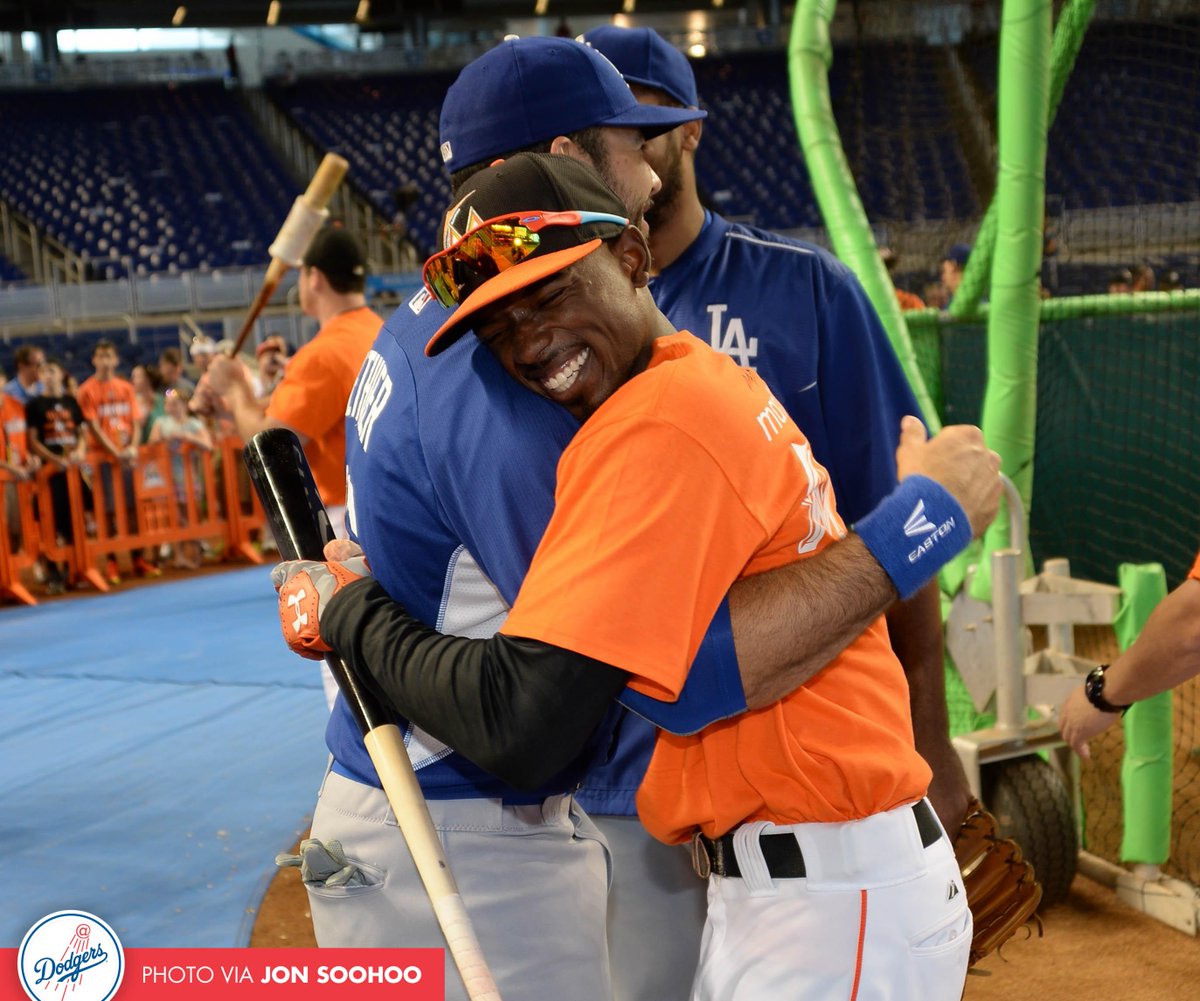 Dodgers's tweet photo. Frenemies. http://t.co/uNRjj51qUr