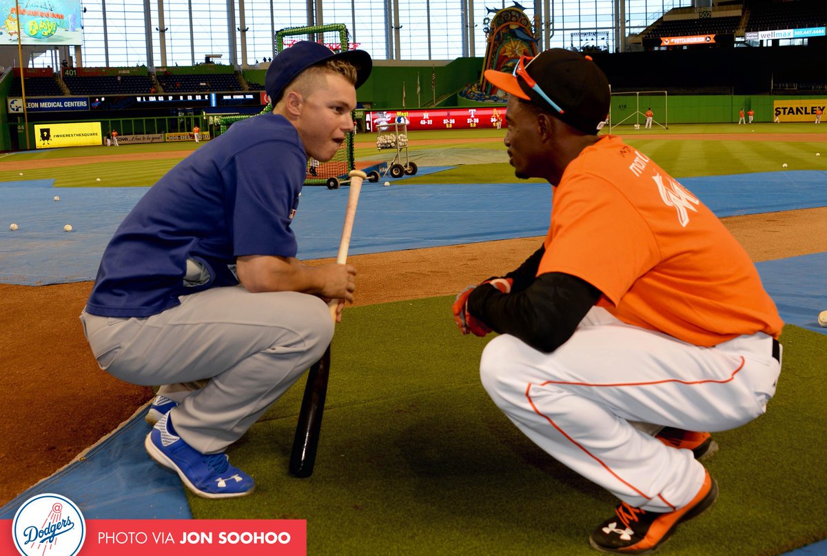 Dodgers's tweet photo. Frenemies. http://t.co/uNRjj51qUr