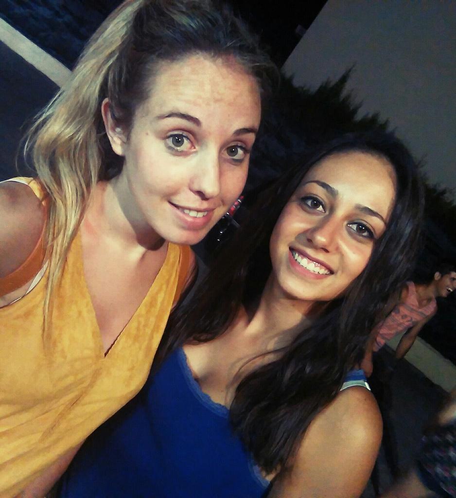laiabeltran's tweet photo. Bous y soparet en la meua @paulaandreu8 ! #sanjuandemoro #vespraetesdebous #estiu2015 http://t.co/iyJEdHfCEK