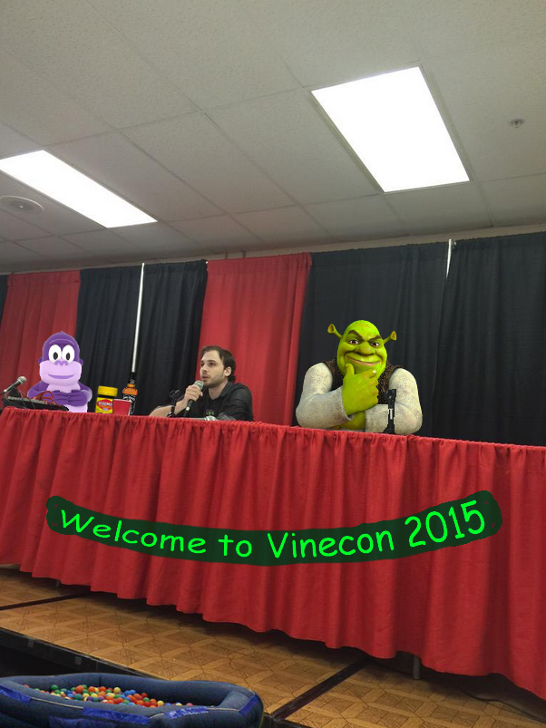 Regaulity's tweet photo. Welcome to #Vinecon #Vinecon2015 Live from the @VinnyVinesauce panel: Living With Being a Meme #tmg2015 #savehim2015 http://t.co/sQg8MMD1kv