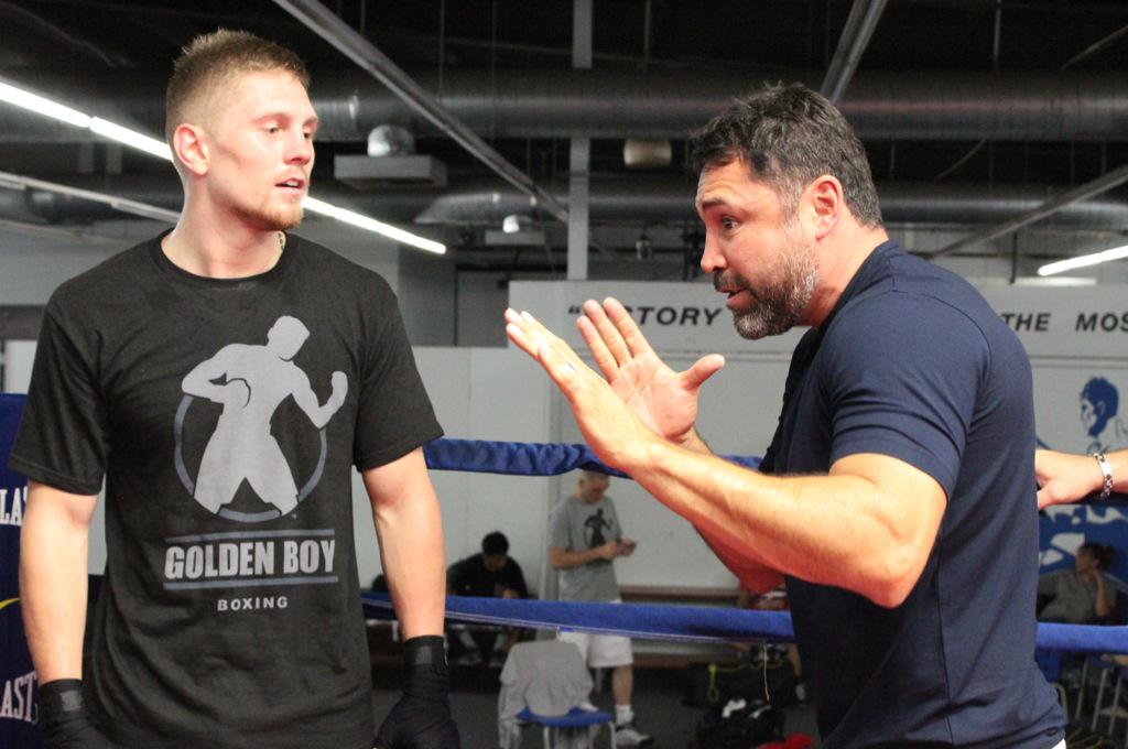 jay_quigley's tweet photo. Great having @OscarDeLaHoya in gym listening and learning from one the greatest of all times #GoldenBoy http://t.co/RurymSZoWL