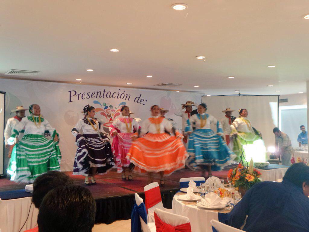 LizettaGSantoyo tweet media