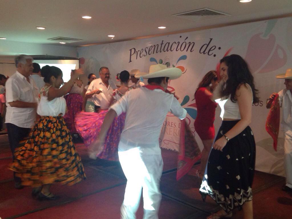 LizettaGSantoyo tweet media