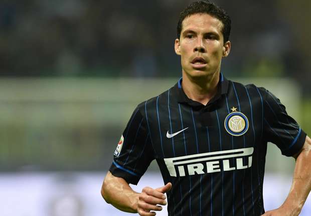 Liverpool Alihkan Bidikan Pada Hernanes - bit.ly/1FFXsbi | Mobile: bit.ly/1IB17cE