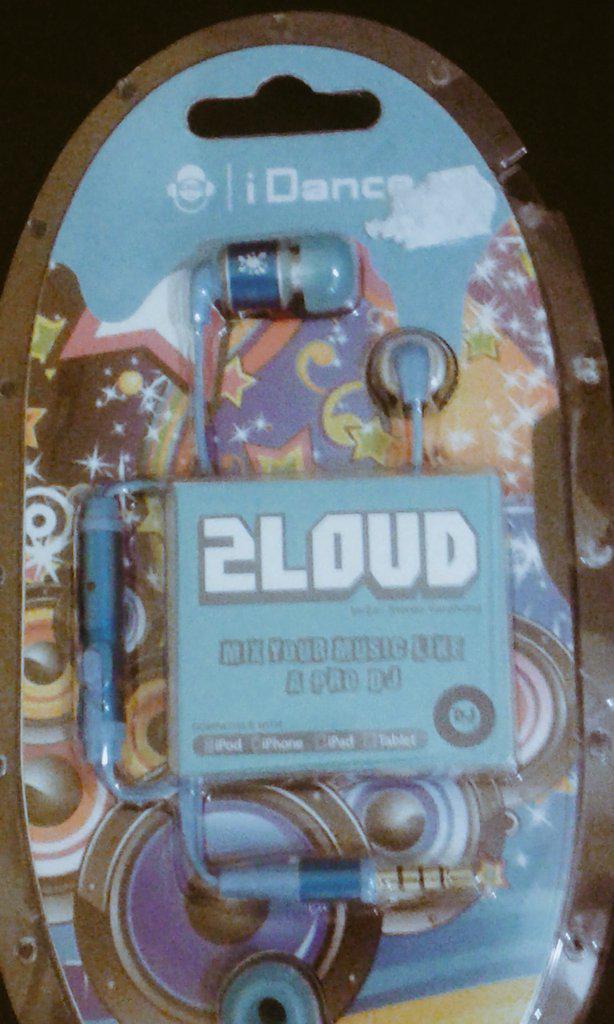 iBonga_M's tweet image. Had to get a new @idanceaudio1 #2Loud #InEarHeadset. #2Loud4Life