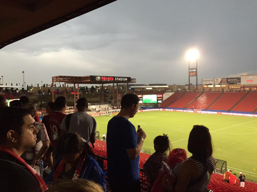 jakerabbito's tweet photo. The @FCDallas rain delay has turned into a #USA watch party http://t.co/xvVWguRuiA