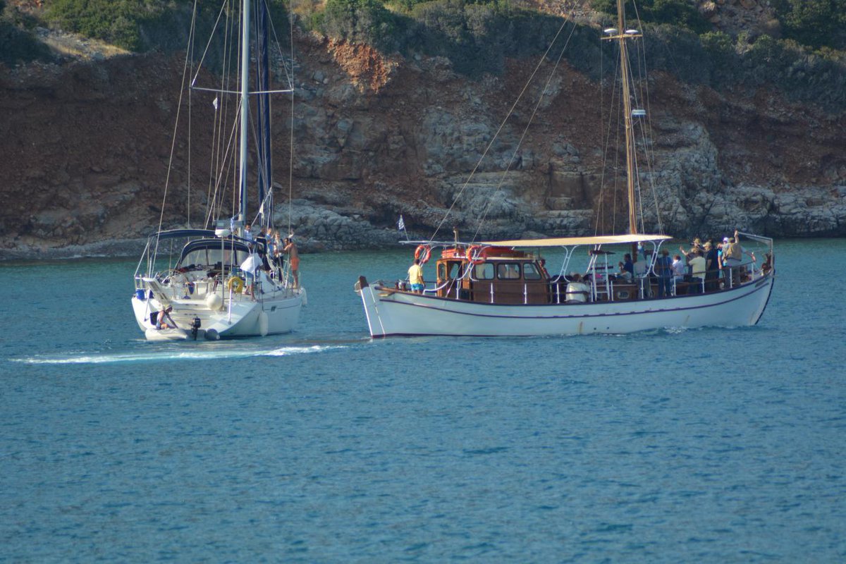 GazaFFlotilla's tweet photo. Freedom Flotilla III sets sail: #NextPortGaza https://t.co/PboR0MjE85 http://t.co/0POmPWE1rs