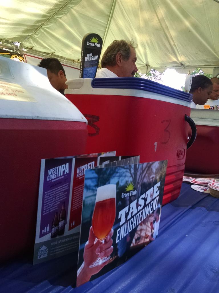 KelsAle's tweet photo. @GDIbeer @greenflashpacnw @Greenflashbeer P.I.B.FFeatureGreenFlash - LeFreak, RoadWarrior, Silva Stout @PDXBeerfest http://t.co/5LO9TpwMMV