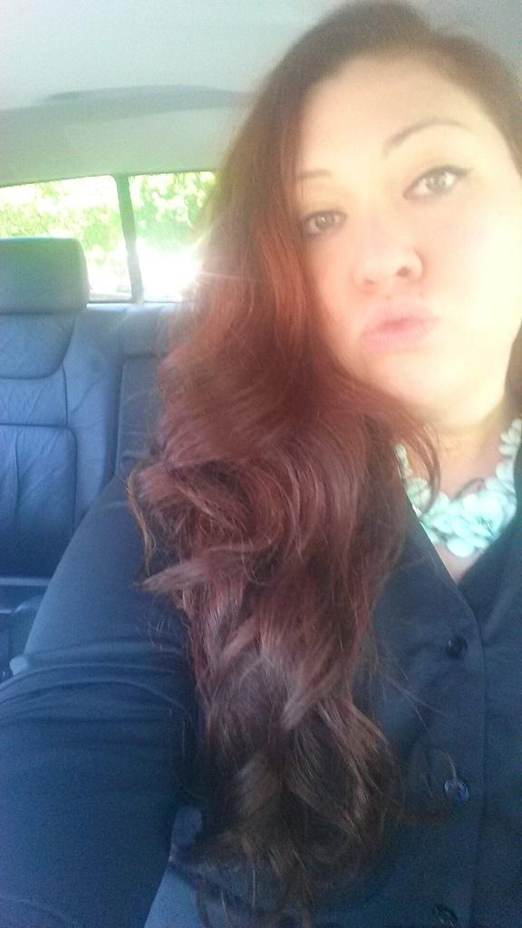miscmalia's tweet photo. #kisses #LoveWins #EqualityForAll #LoveIsLove #yaygay http://t.co/8xqt7LLcAC