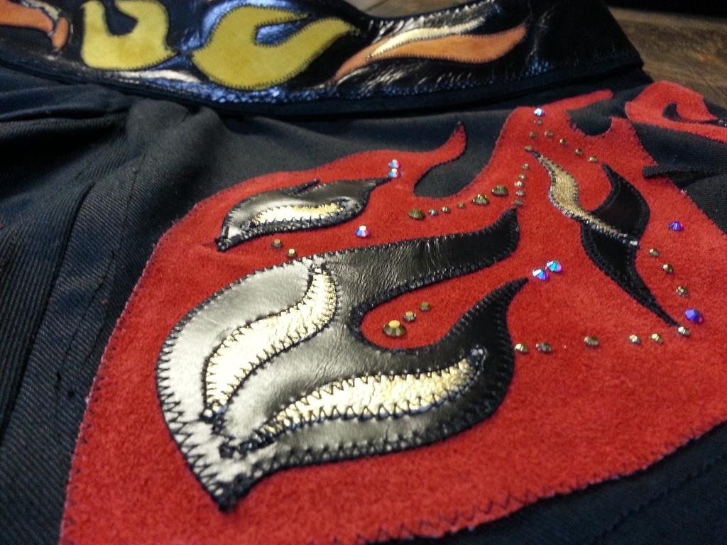 burningbelles's tweet photo. Costume production has taken over http://t.co/rg3cTc7Ifv
