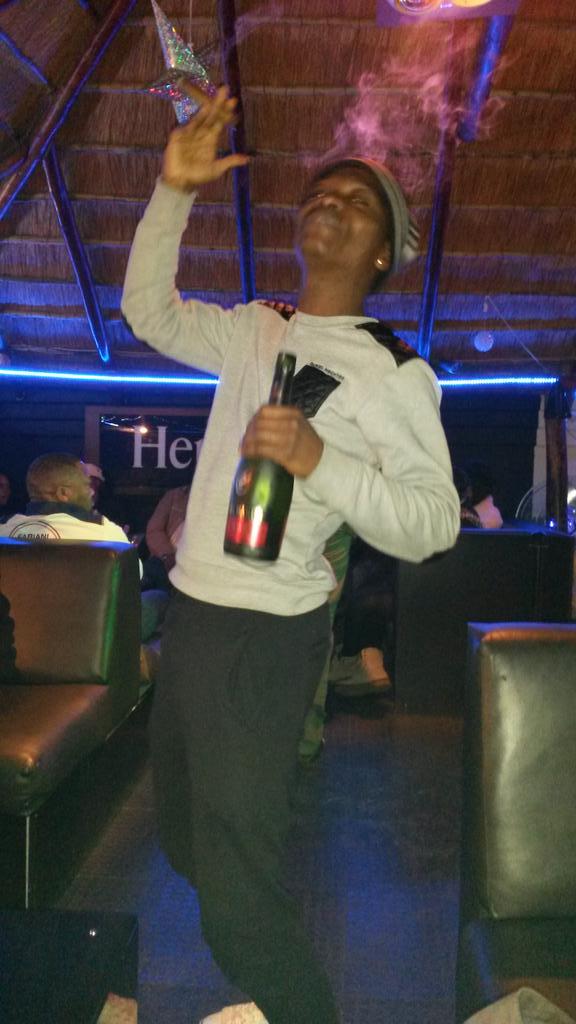 LMokale's tweet photo. #Remy Martin http://t.co/532DUPzWcr