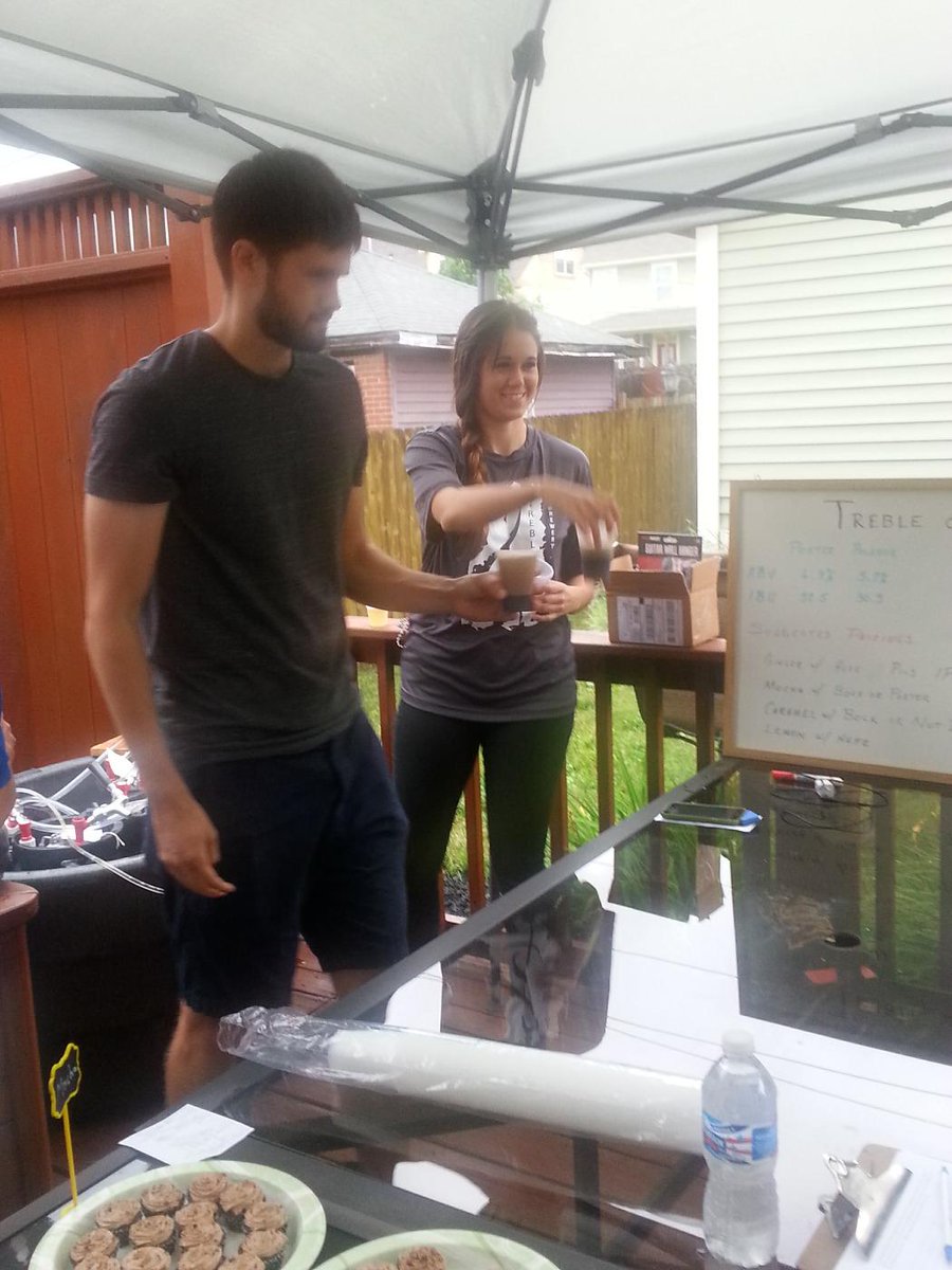 TrebleBrew's tweet photo. First pour.. Mary is rocking it #TeamTreble http://t.co/syNwIQGuyS