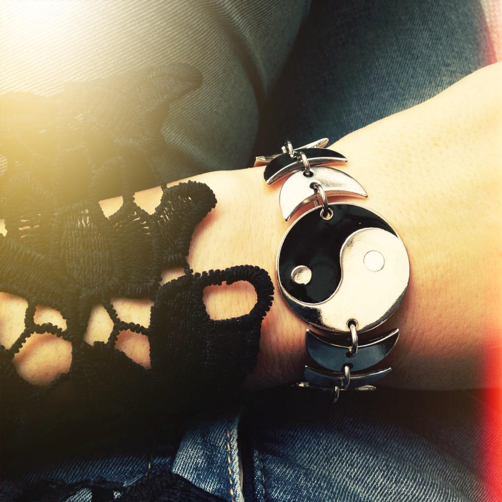 HALF WAY! Buscala en shop.masnegro.com