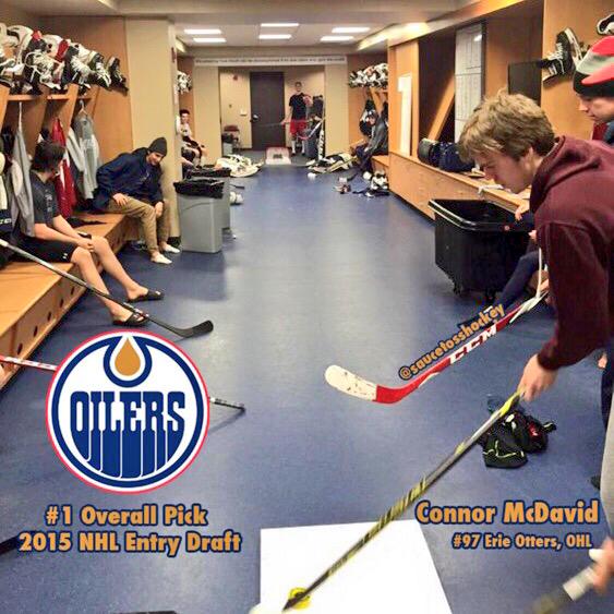 SauceTossHockey's tweet photo. Congrats @cmcdavid97 ya beauty! #NHLDraft #SauceToss @ErieOtters @EdmontonOilers http://t.co/BwSlKSLW4q