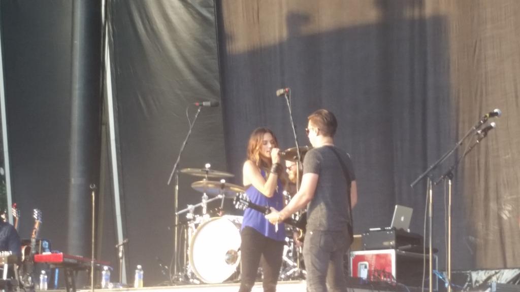WolfpackService's tweet photo. Jana Kramer smokin on stage at Big Barrel. #bigbarrel2015 http://t.co/TxMFutlKaj