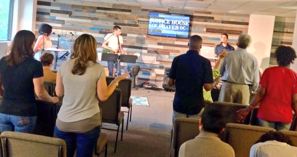 JHOPDC's tweet photo. Bless the Lord, Oh my soul
Worship His holy Name
Sing like never before
I love You
Let faith arise
#simpledevotion http://t.co/9CfjDj094y