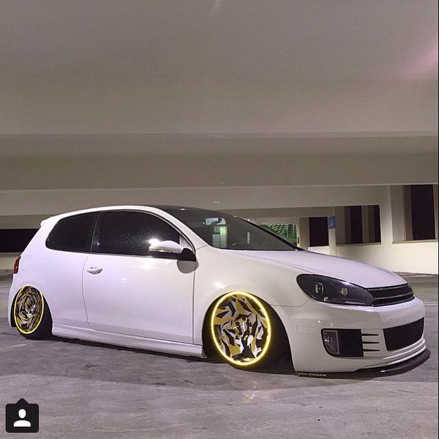 viaircorp's tweet photo. Those wheels tho @vw mk6 gti #vspwheels @AirLiftCompany #bagged #ViairCompressors Photo: @justaveragemkv http://t.co/bfFCILyXAK