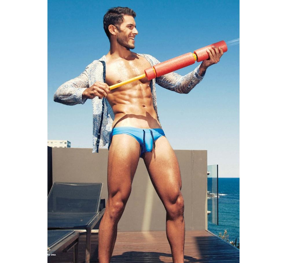 2EROS's tweet photo. @DNAMag feature with @jonathanmodel in the super low-rise Signature Swim! http://t.co/V0uLi86D4V