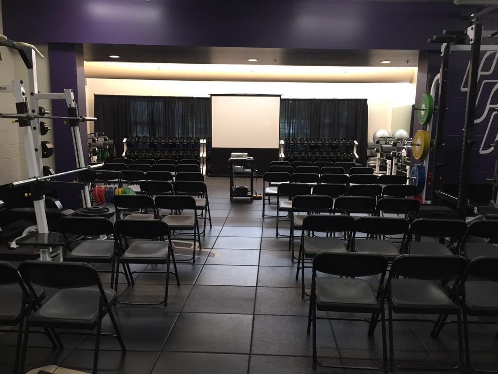 bradfordtns's tweet photo. All set up for the http://t.co/MIe2OJMJYq seminar at U of Portland. Doors open at 7:30 am for onsite registration. http://t.co/DG7L4NsQJR