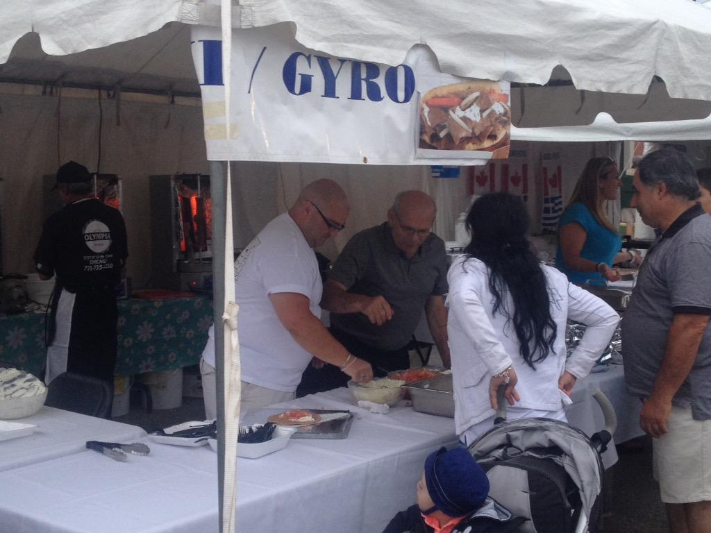 1031FreshRadio's tweet photo. Leeanne: Beauty night to be at the OPA festival!! Come grab a gyro and start your weekend right! http://t.co/xZVUx9ZKEH