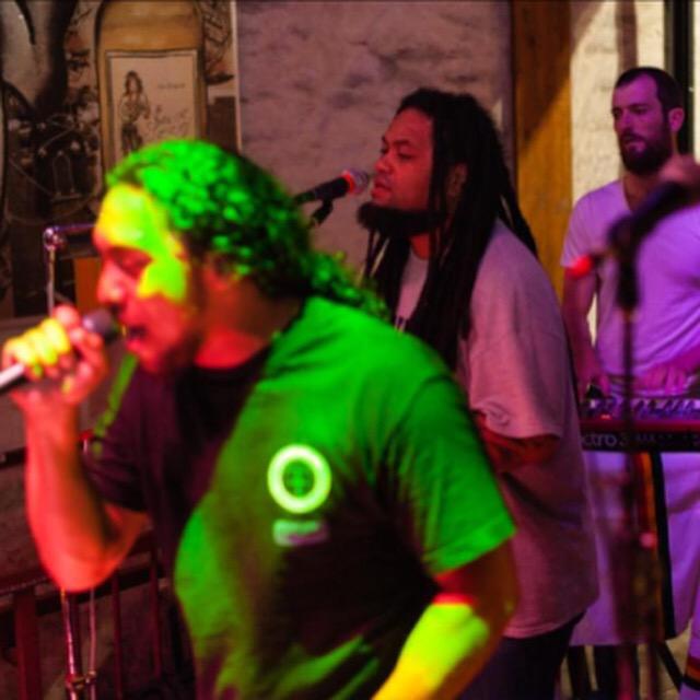 EsiLautaimi's tweet photo. Austin, Texas was a blast...San Antonio get ready to rage tonight at the One Drop Reggae Bar...#MyTimeTour http://t.co/KBpHyuTVb6