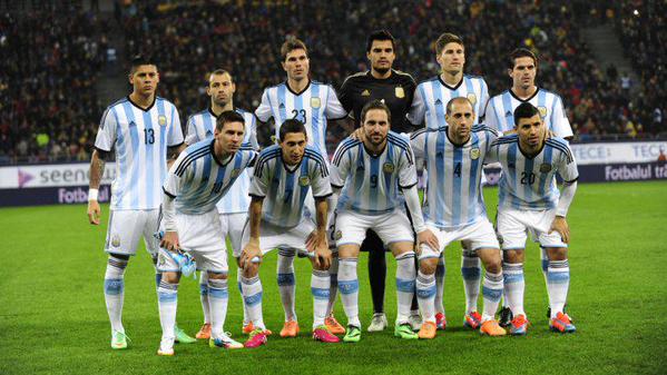 yourselflali's tweet photo. GRACIAS SELECCIÓN GRACIAS 
#SomosArgentina 🔵⚪🔵 http://t.co/OsKRN8LlbZ