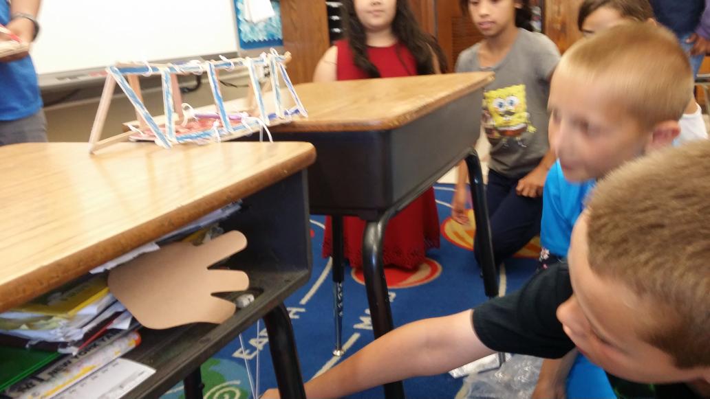 LWallace4u's tweet photo. Breaking out Bridges! Which design will hold up the best? @PhillipsAveElem  #phwaves http://t.co/Km0Vu6InL3