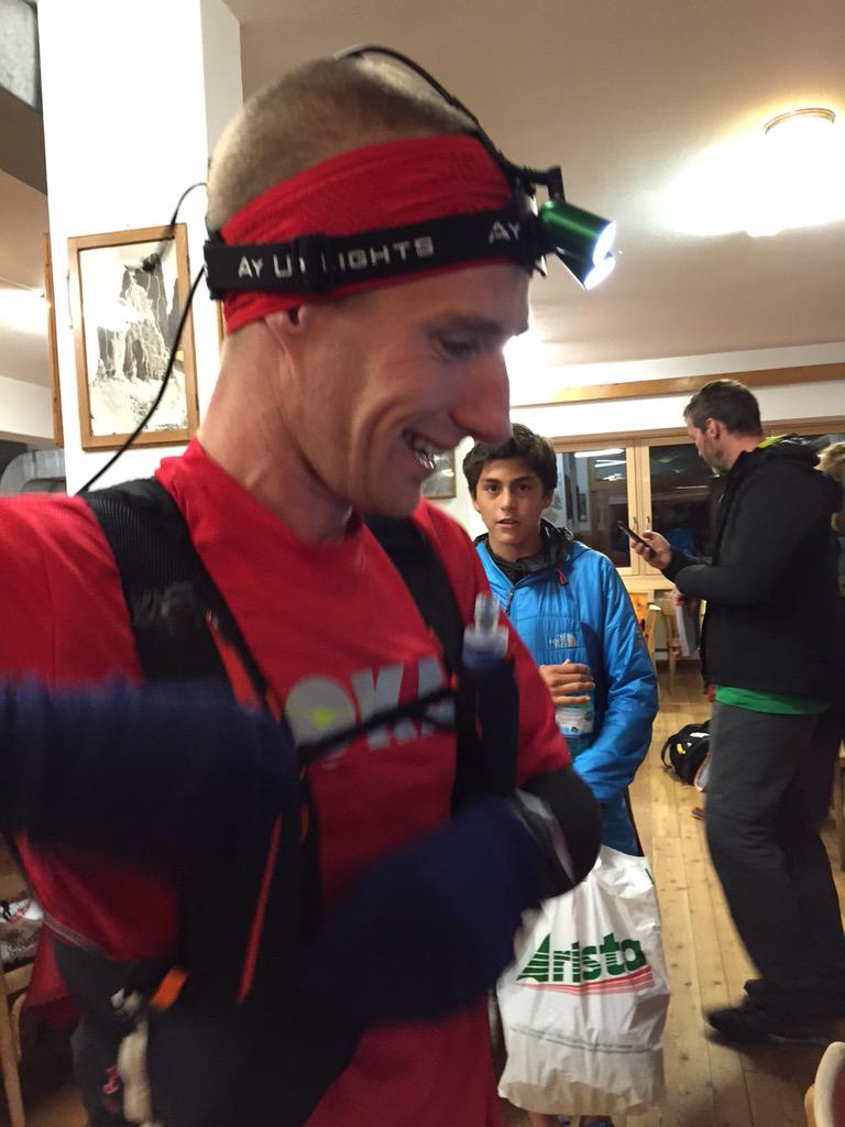 iRunFar's tweet photo. Scott Hawker is third man at 48k. He's happy and going easy, he says. #LUT15 http://t.co/CtTatSj9yY