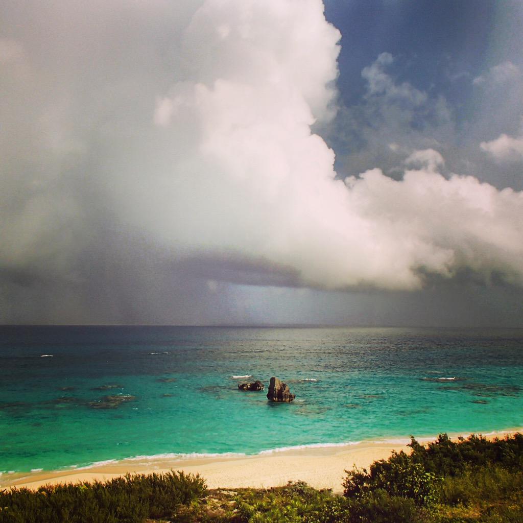 thecaito's tweet photo. Happy Friday folks #Bermuda #HappyFriday http://t.co/pVmCTJyrEP