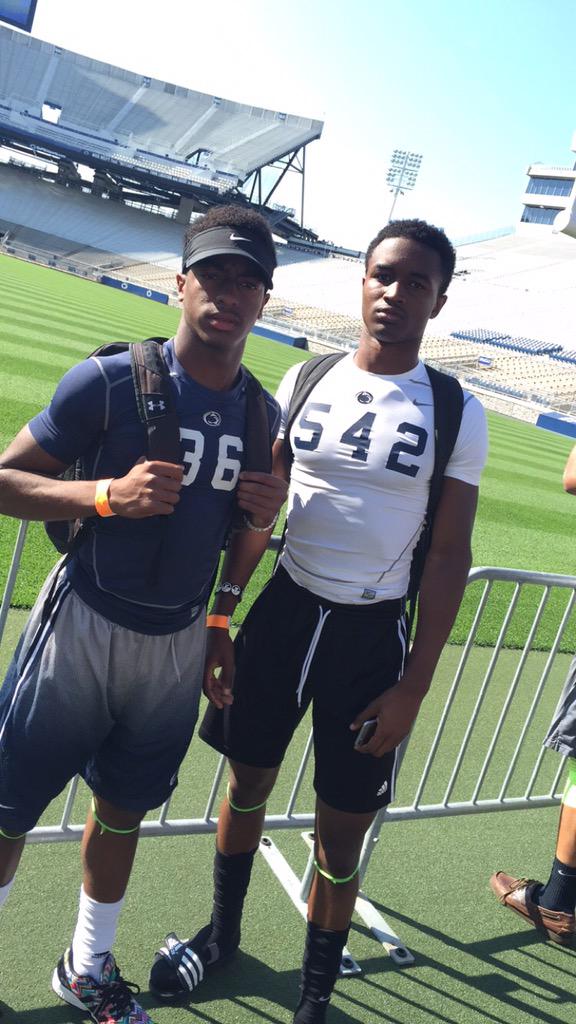 Kj_hamler's tweet photo. Blessed to say my 13th offer came from Penn STATE #we#are#Penn#state🔷🔷🔷⬜️⬜️⬜️🐅🐅🐅@VertHill21 http://t.co/rwKMR45yyY