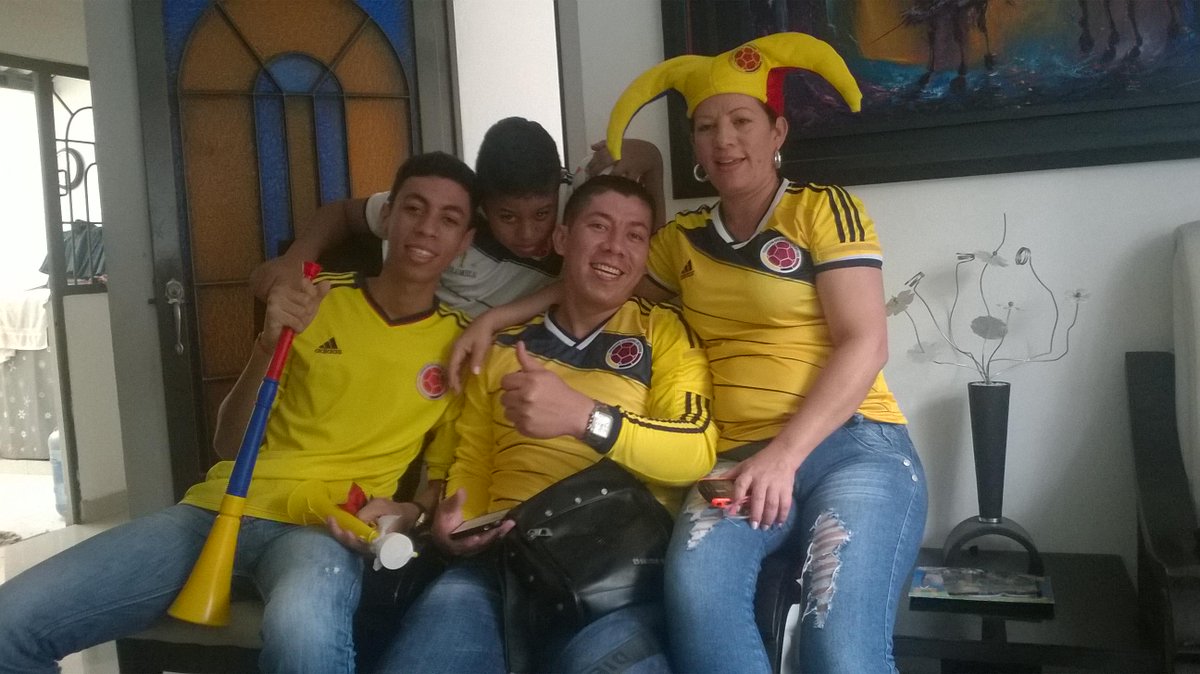 copettee13's tweet photo. @FCFSeleccionCol  muchachos no hay nada de que arrepentirse ustedes son unos guerreros gracias por todo que vivan FCF http://t.co/Wkv3Mp72T8