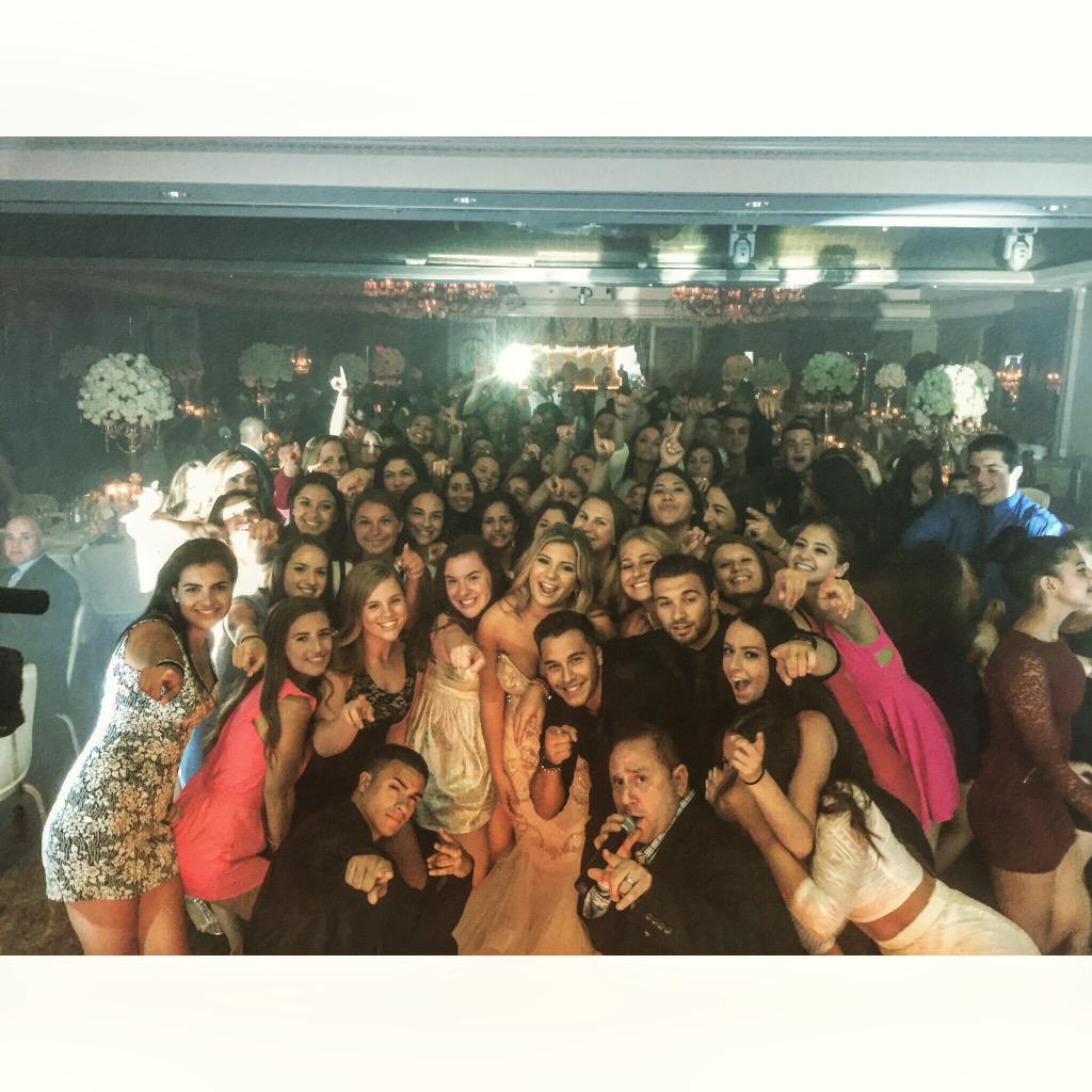 TRIODJS's tweet photo. Partying All Night With Alexa & Her Guests At Her Sweet 16 Tonight #TrioProductions #TrioSweet16s #AlexasSweet16 http://t.co/bzxRlD5dUA