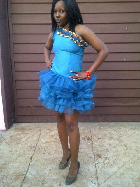 Out of petrol pls help me!I m on my way 2 PTA de capital city of RSA please or u need my account 2 deposit R20 for me