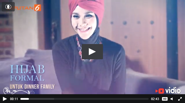 vidio's tweet photo. Tips berhijab simple elegan untuk acara formal makan malam keluarga dari @zaskiadyamecca. http://t.co/763gEpoVF2 http://t.co/4kHZRAQByz