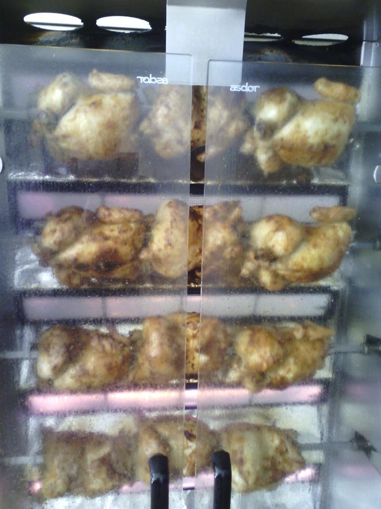 Al rico pollito asado, sábados manaba sólo a 6€...que no t lo cuenten