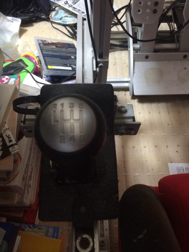 のうる エアc98 4日目西あ07b 緩募 引越しにつき 自作アルミフレームレースゲーム用コックピット差し上げます 自分で引き取りに来れる方 Pc Ps3 Xbox360対応コントローラもセットで モニタは付きません Http T Co Hbveuhrfwh