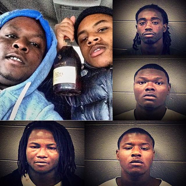 KeyzoGotFans's tweet photo. Free My Boys 💯🔓🌵👮🏽 http://t.co/M6aEaGQ1Eu