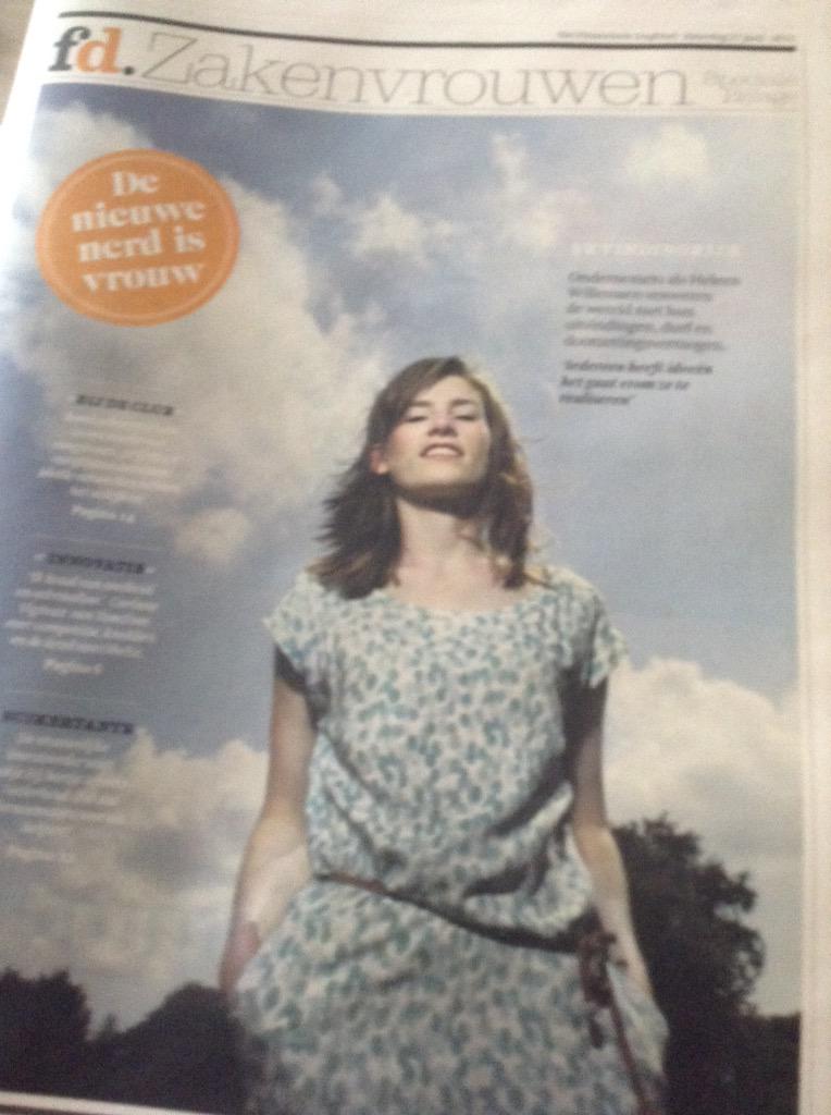 veracommunity's tweet photo. Vandaag in bijlage bij FD. @NicoletteLoonen over #investeren in #vrouwen en samenwerken #crowdfunding #zakenvrouwen http://t.co/NnptY5bIDD