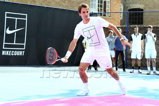 ro8er_sheik_RF's tweet photo. @rogerfederer Defines
#Cuterer
#Beterer
#Stylerer
#Smilerer
#Wimbledon 2015 #be18ve π±ππ±πΎ http://t.co/fVZaXRlMeY