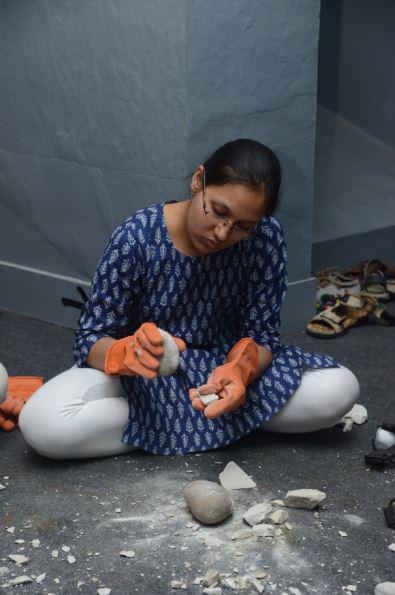 NMnewdelhi's tweet photo. #kids became cavemen for a day and made stone #tools. #PaleolithicTools
#PlaytimeAtNm #archaeology http://t.co/Zy3Q2yPLG8
