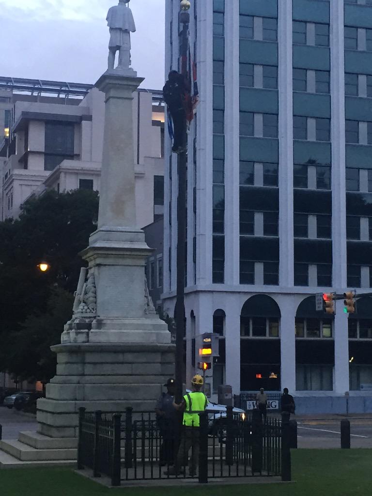krystalball's tweet image. “@fergusonaction: Activists in South Carolina are in process of taking down the confederate battle flag. #keepitdown http://t.co/tn6Ln97vyb”