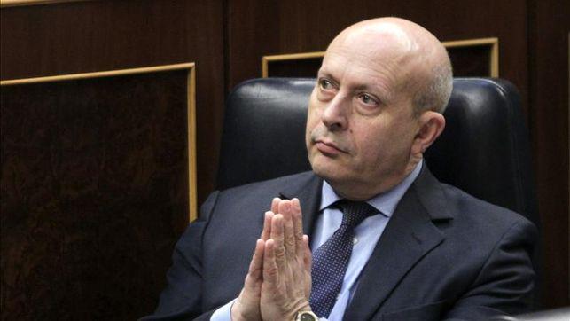 Laenredadera's tweet photo. Adios, #Wert. 1 sola visita a #Aragón como ministro, 3+2, conflictos, huelgas, una LOMCE que vamos a parar... adios http://t.co/RVYZnbHmdq
