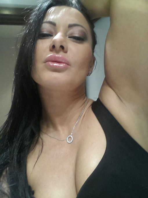 KISS KISS  LONDON !!  SMS ONLY 00447903576060  @topescortbabes @pornescort_xxx @xDannyBoy92 @AdultBrazil<a href="/tag/paris"class="tags"><span>#paris</span></a><a href="/tag/brussels"class="tags"><span>#brussels</span></a>