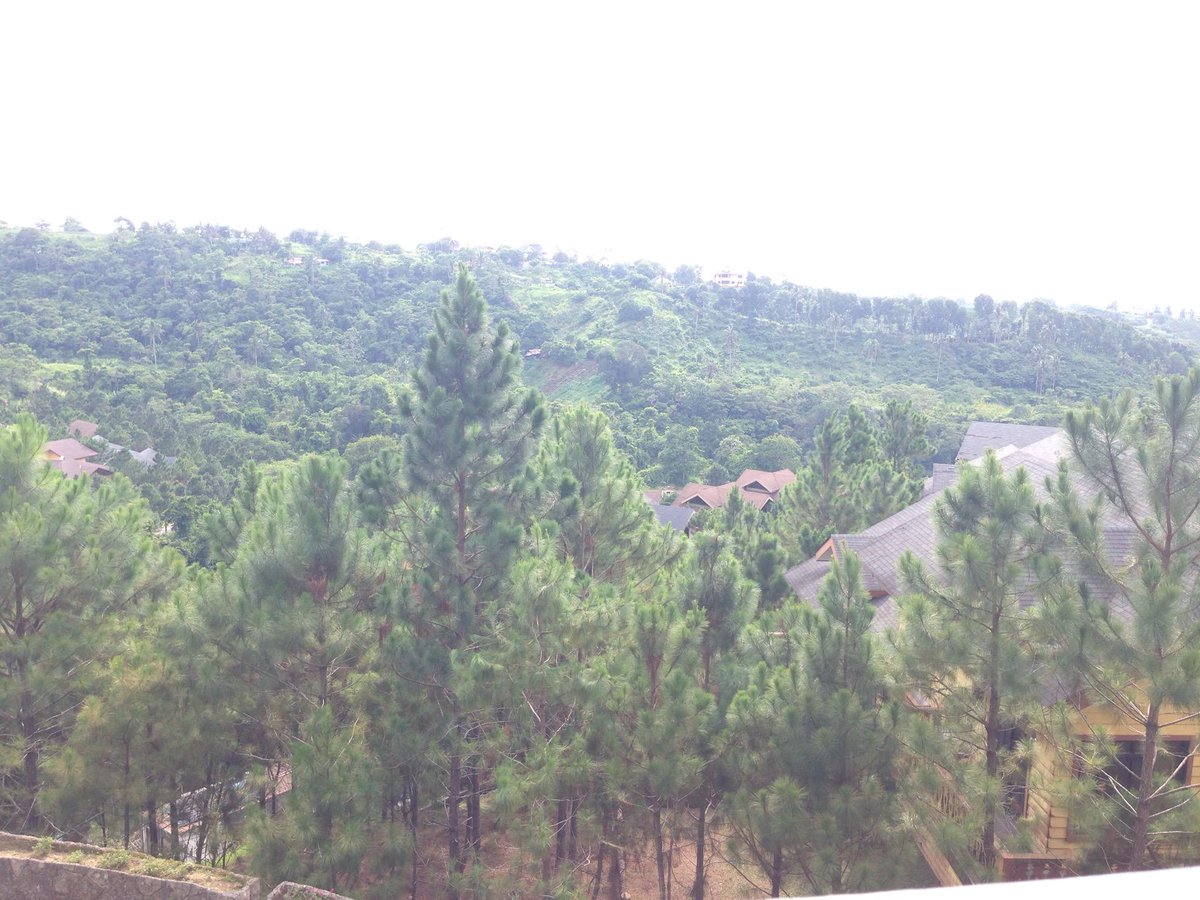 KweeUy's tweet photo. My view over the weekend (@ Crosswinds Resort Suites - @crosswindsrs) https://t.co/38akpJavuc http://t.co/Kp51Rv3XeY