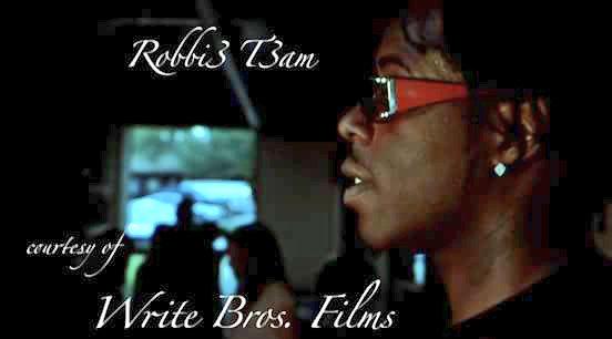 Robo_Not_A_Cop's tweet photo. RobbieTeam - Wreck Mics (Dir: Write Bros. Films): http://t.co/zCErnuZBUs #TRENDING #TOLEDO #RoboNotAcop #TAYLORMADE http://t.co/xkCQ3X3luT