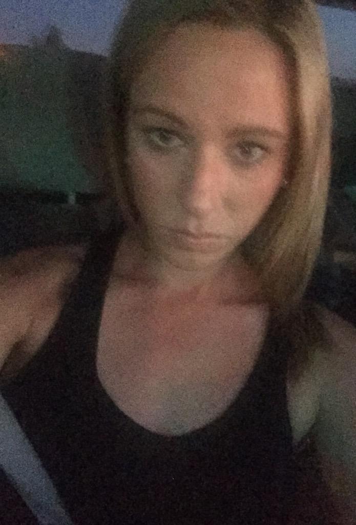 LexSchaef's tweet photo. It's 111 degrees #PalmSprings helpppp http://t.co/vs10VMzWSC