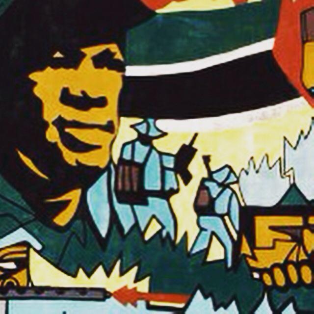 FestXingomane's tweet photo. Mural by #MalangatanaNgwenya surrounding the #PracaDosHerios #Mocambique #IndependenceDay  http://t.co/nfPqBJJKuQ http://t.co/IEiJig7LQI