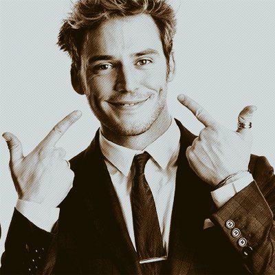 Happy Birthday Sam Claflin!  